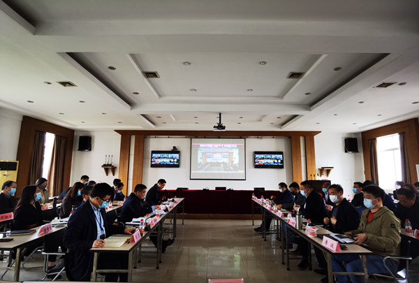 海利集團,長沙殺蟲劑,長沙光氣衍生物,長沙氨基酸保護劑,長沙鋰離子電池材料 海利集團,長沙殺蟲劑,長沙光氣衍生物,長沙氨基酸保護劑,長沙鋰離子電池材料